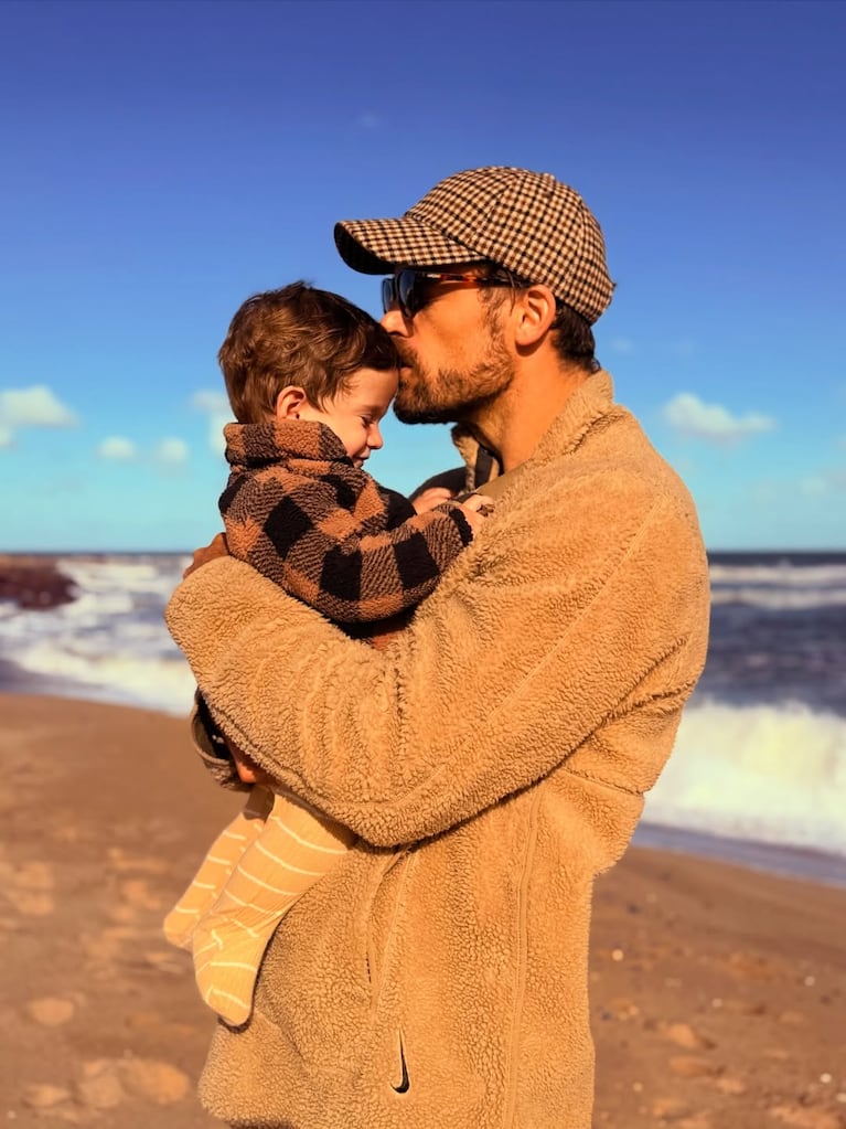 Matías Palleiro con su hijo Arturo, estilo urbano y funcional (Foto de Instagram)