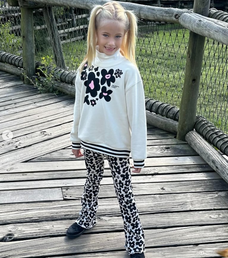 Matilda Salazar lució un divertido look. Foto: IG | lovingmatilda