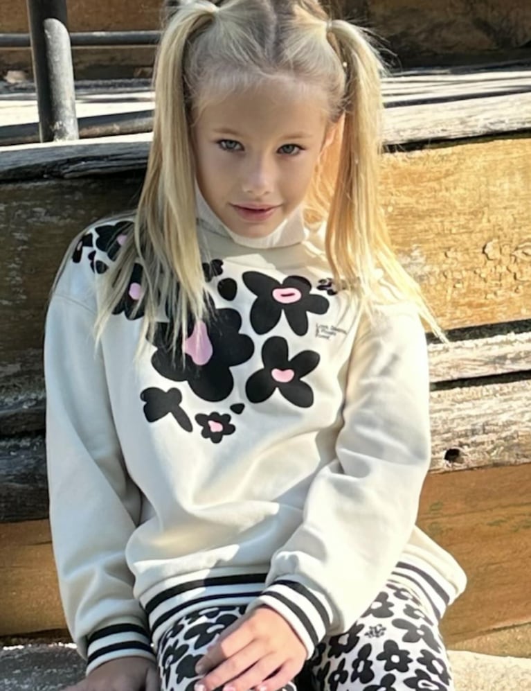 Matilda Salazar lució un divertido look. Foto: IG | lovingmatilda