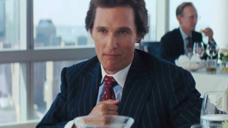Matthew McConaughey confesó cómo surgió su escena más famosa en El lobo de Wall Street