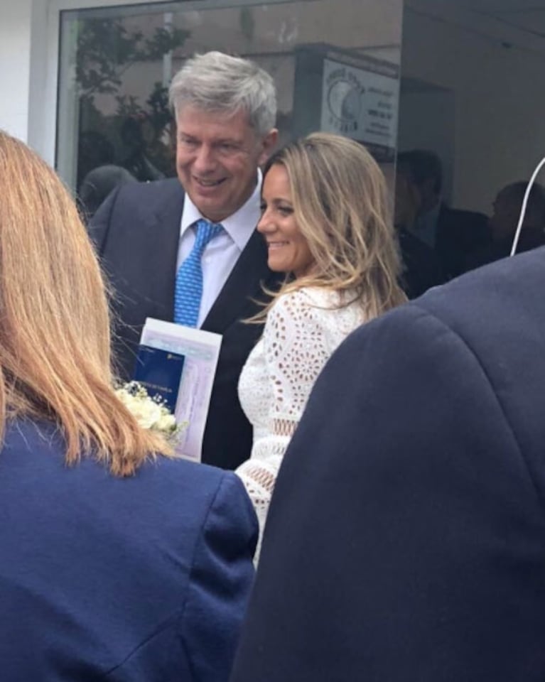 Mauricio D'Alessandro y Mariana Gallego se casaron por Civil: las fotos de la ceremonia íntima