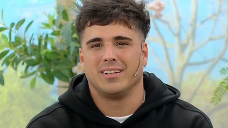 Mauro Dalessio cocinó una cheesecake de pistacho con su novia Sofía: la receta paso a paso
