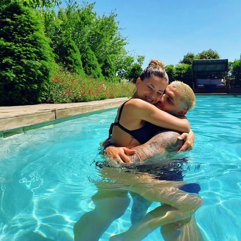 Mauro Icardi a China Suárez: las fotos en la pileta de Turquía. Crédito: Instagram