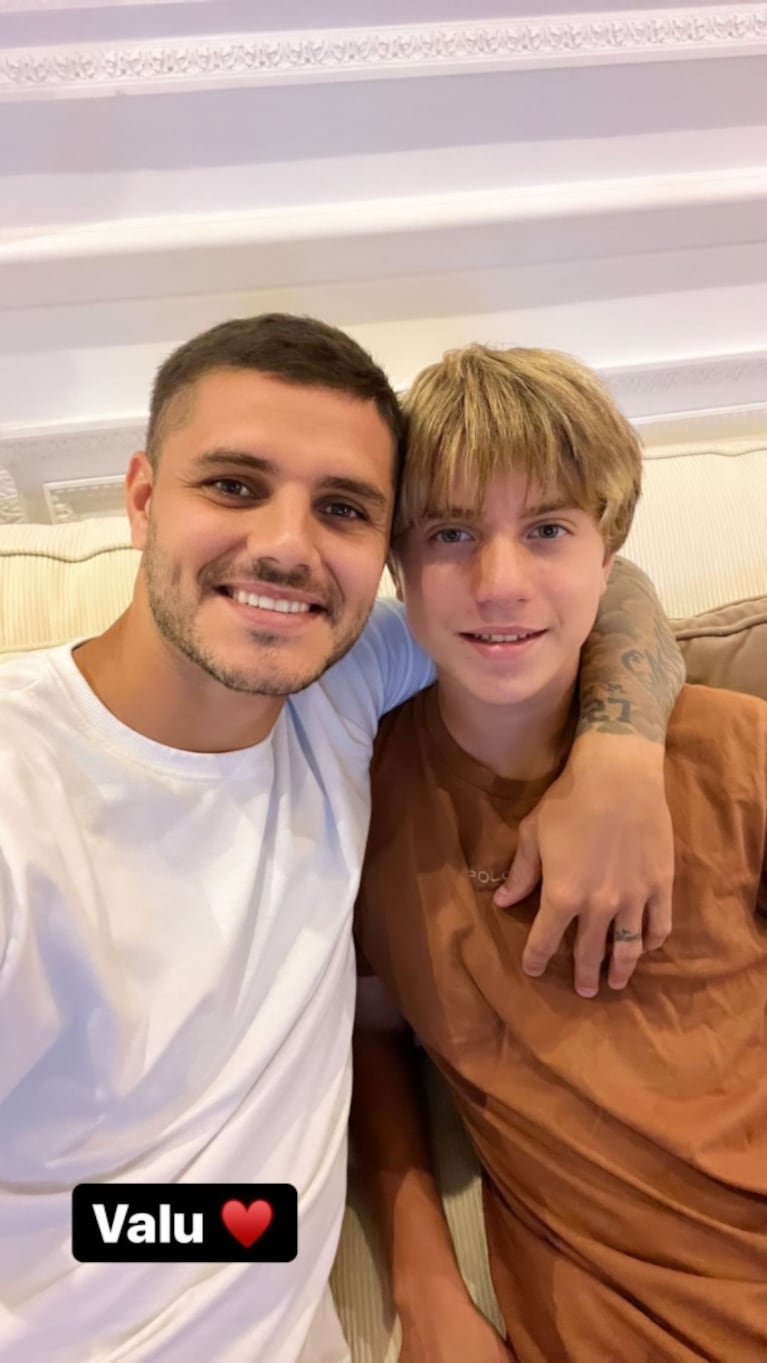 Mauro Icardi compartió las fotos de su reencuentro con los hijos de Wanda Nara y Maxi López tras las vacaciones con su papá