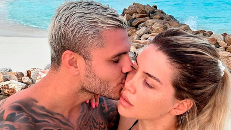 Mauro Icardi difundió una picante foto intima con Wanda Nara luego de que ella negara la reconciliación.