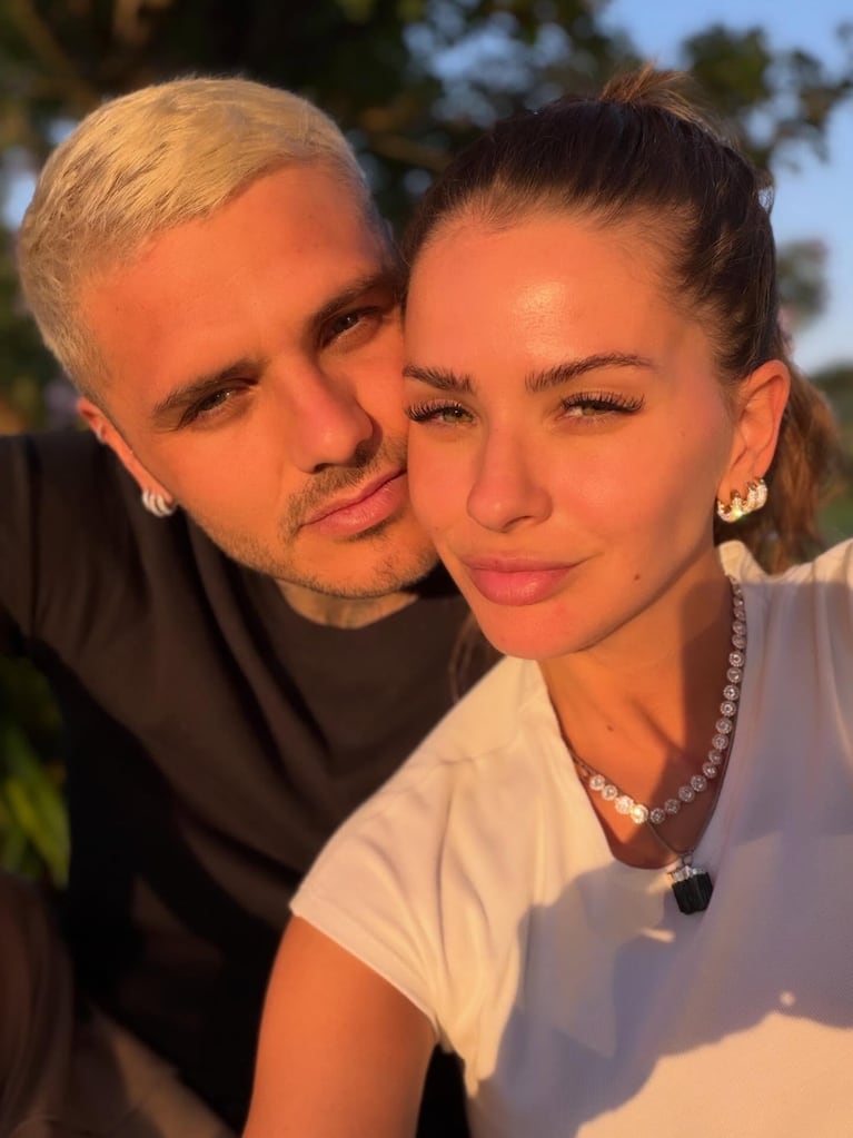 Mauro Icardi llenó a la China Suárez de diamantes. Crédito: Instagram