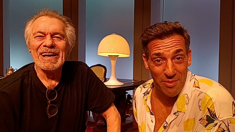 Maxi de la Cruz blanqueó su felicidad por protagonizar Mi Querido Presidente con Miguel Ángel Solá en el Teatro Apolo.