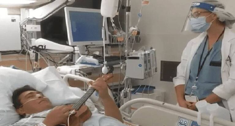 Médica y paciente canta “stand by me” en una sala de internación y conmueven