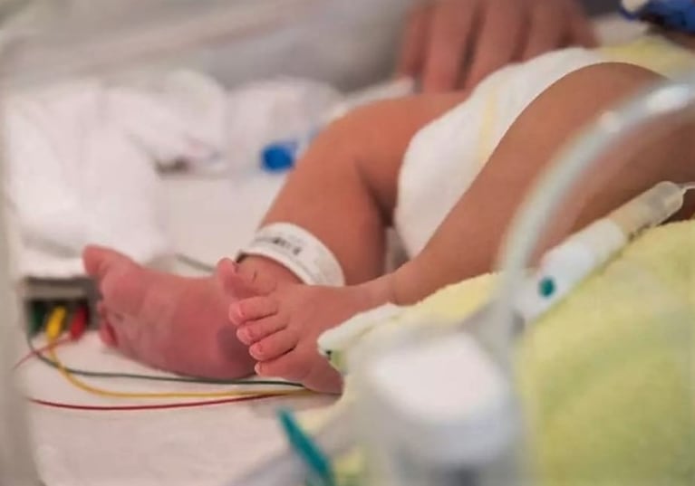 Médicos tienen permiso para crear bebés de tres personas en Reino Unido