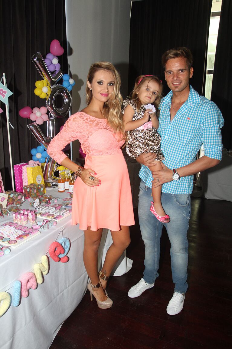 Melina Pitra celebró el baby shower de Indiana junto a su familia. (Fotos: Antonela Di Pietro)