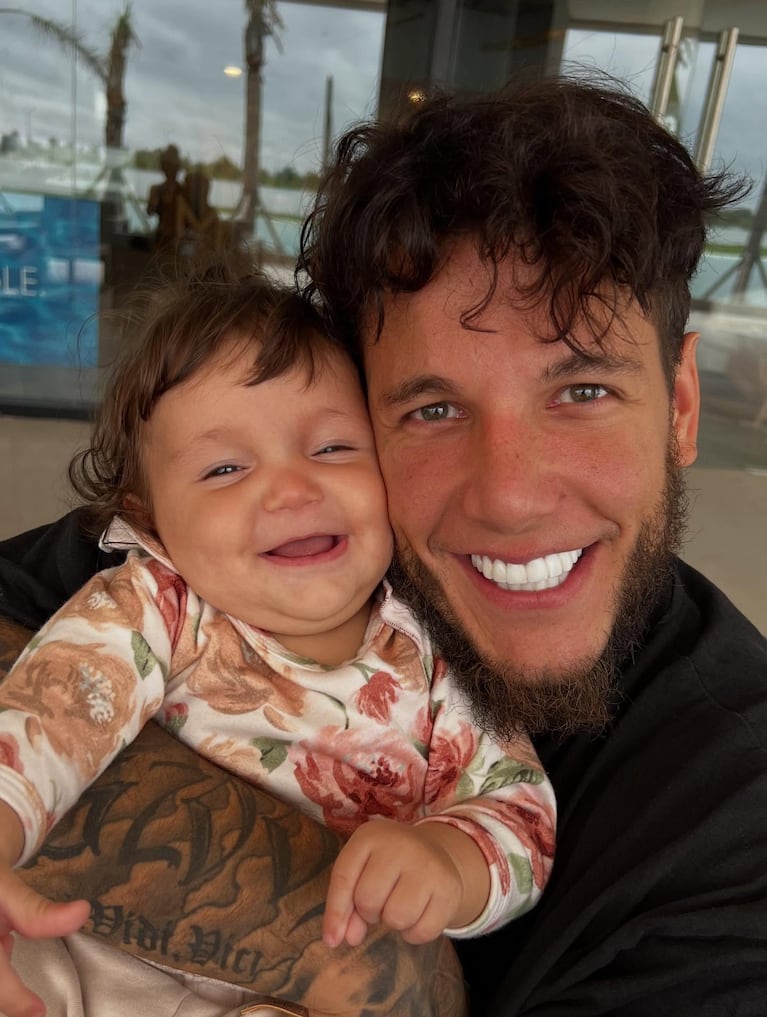 Melody Luz y Alex Caniggia mostraron por primera vez la carita de Venezia en su segundo cumpleaños. Crédito: Instagram/@veneziacaniggia