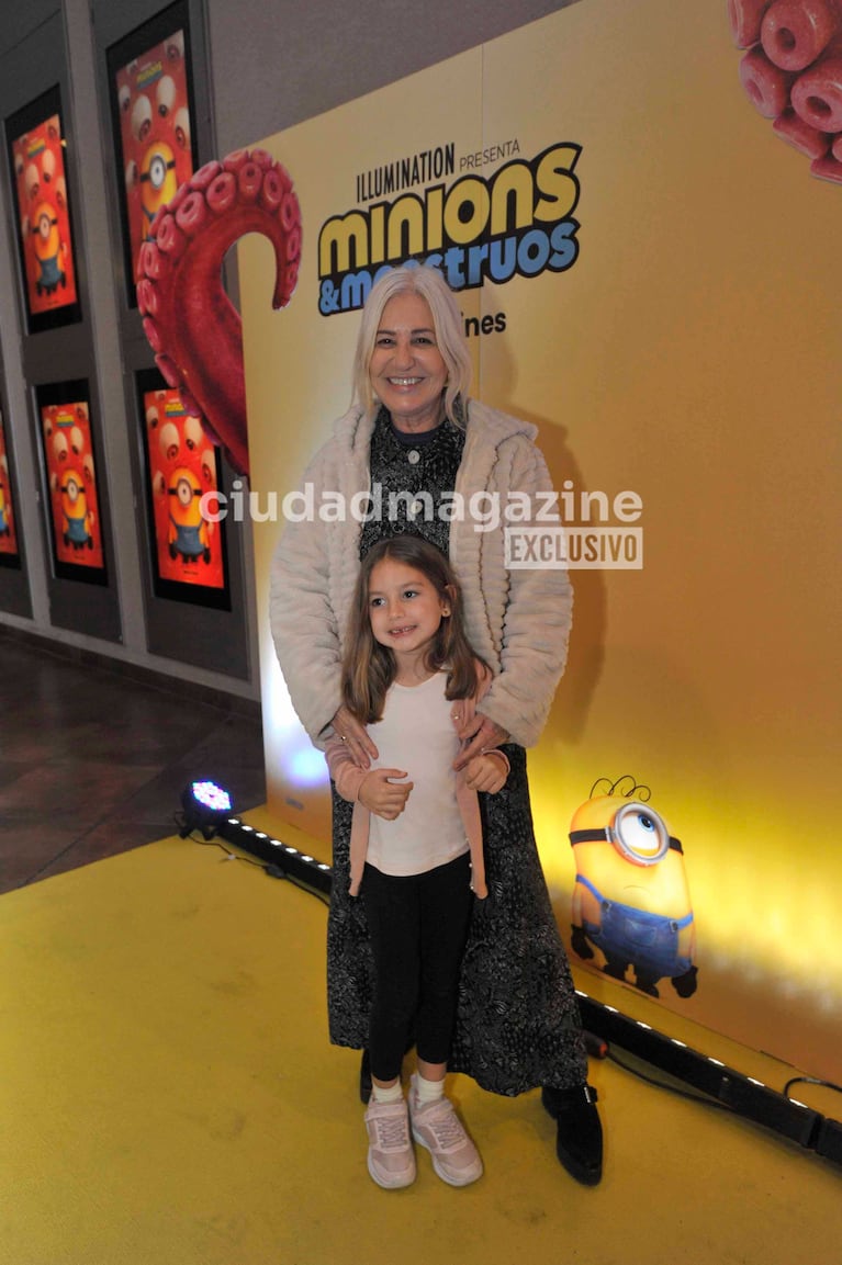 Mercedes Morán con su nieta (Foto: Movilpress)