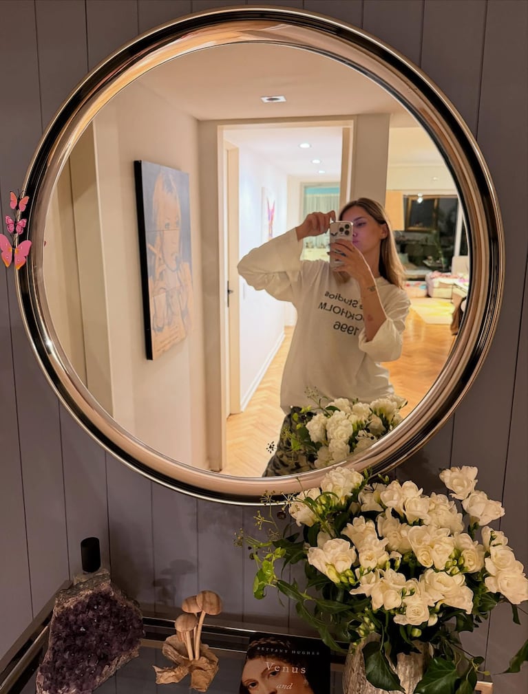 Mica Tinelli reveló su rincón más íntimo y desató la curiosidad de sus seguidores | Créditos: Instagram @micatinelli