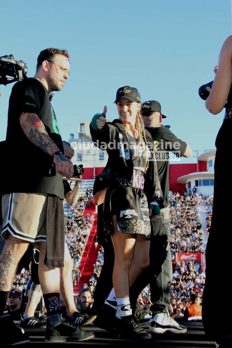 Mica Viciconte entrando al ring de Párense de manos 3 (Foto: Movilpress)