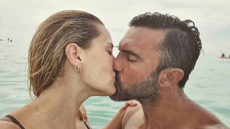 Mica y Fabi celebraron sus dos años de noviazgo en la red.