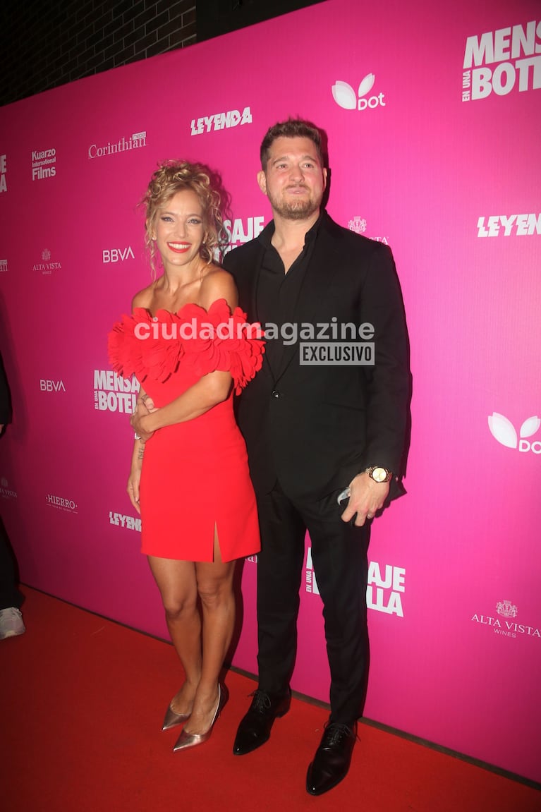 Michael Bublé y Luisana Lopilato en la presentación de la película El Mensaje en la Botella (Foto: Movilpress).