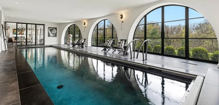 Michael Douglas y Catherine Zeta-Jones venden su mansión de lujo en Nueva York: por qué le bajaron el precio | Créditos: One Key MLS