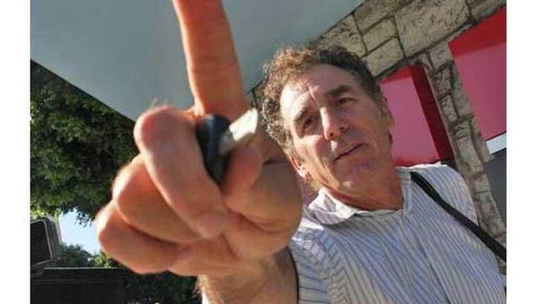 Michael Richards fue denunciado por agresión