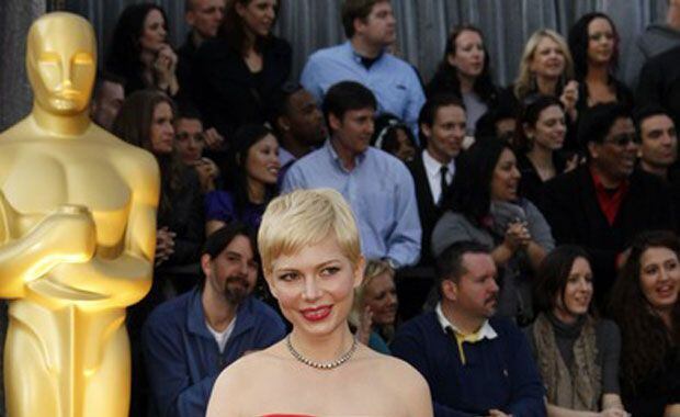 Michelle Williams, muy fina con un vestido de Louis Vuitton (Foto: oscar.go.com).
