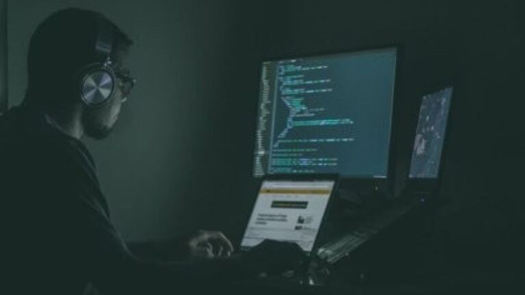 Microsoft intenta solucionar las vulnerabilidades de servidores Exchange con una nueva herramienta de un solo clic. Foto:EP. 