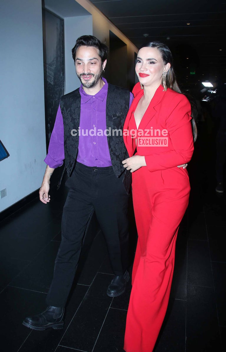 Miguel Adolfo "Abril" Sosa y Celeste Cid en los premios Condor. (Foto: Movilpress)