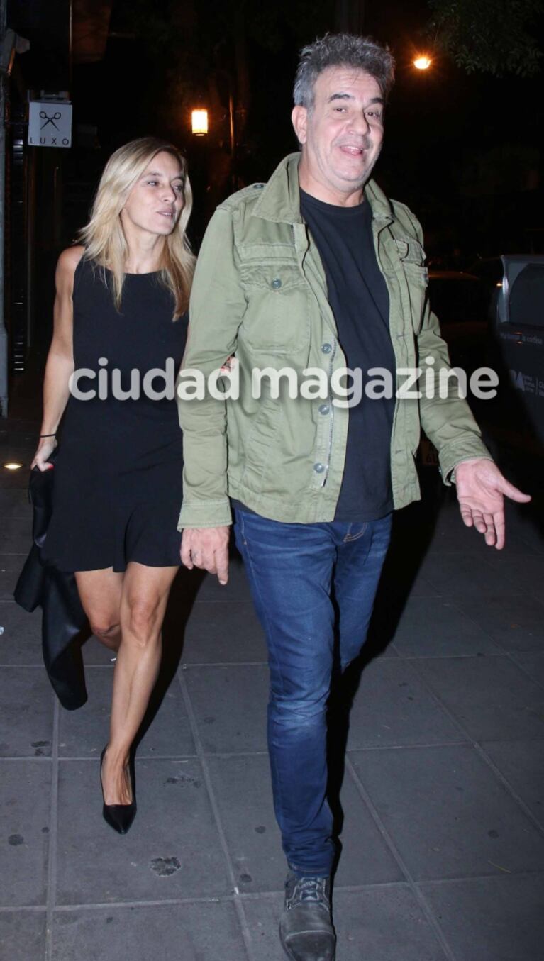 Miguel Ángel Rodríguez presentó a su nueva novia: ¡mimos y risas cómplices en la noche porteña!