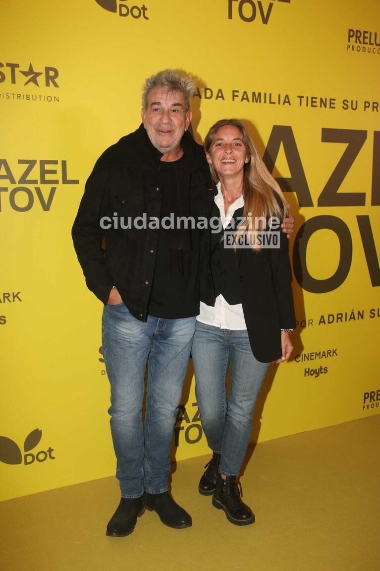 Miguel Ángel Rodríguez y acompañante (Foto: Movilpress)