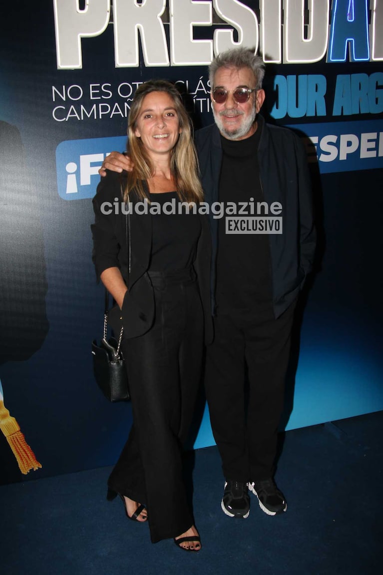 Miguel Ángel Rodriguez y pareja (Foto: Movilpress)