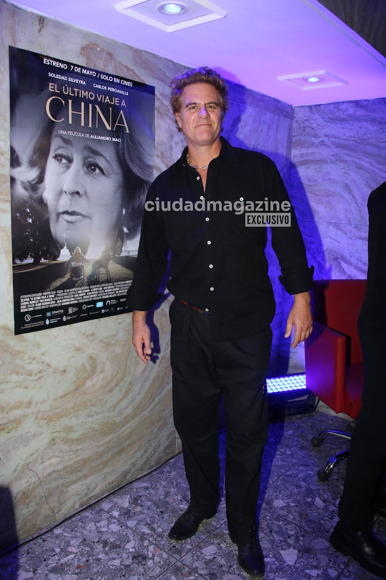 Mike Amigorena en el estreno del documental de la vida de China Zorrilla (Fotos: Movilpress).