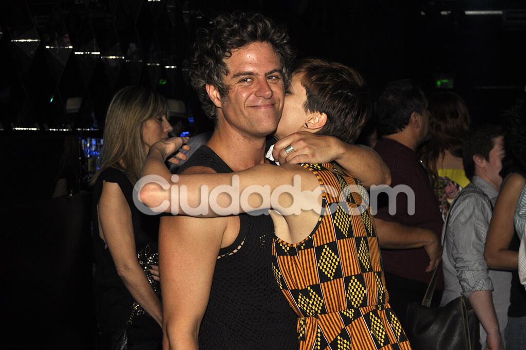 Mike Amigorena y Mónica Antonóulos, enamorados en el show de Mox (Foto: Jennifer Rubio). 
