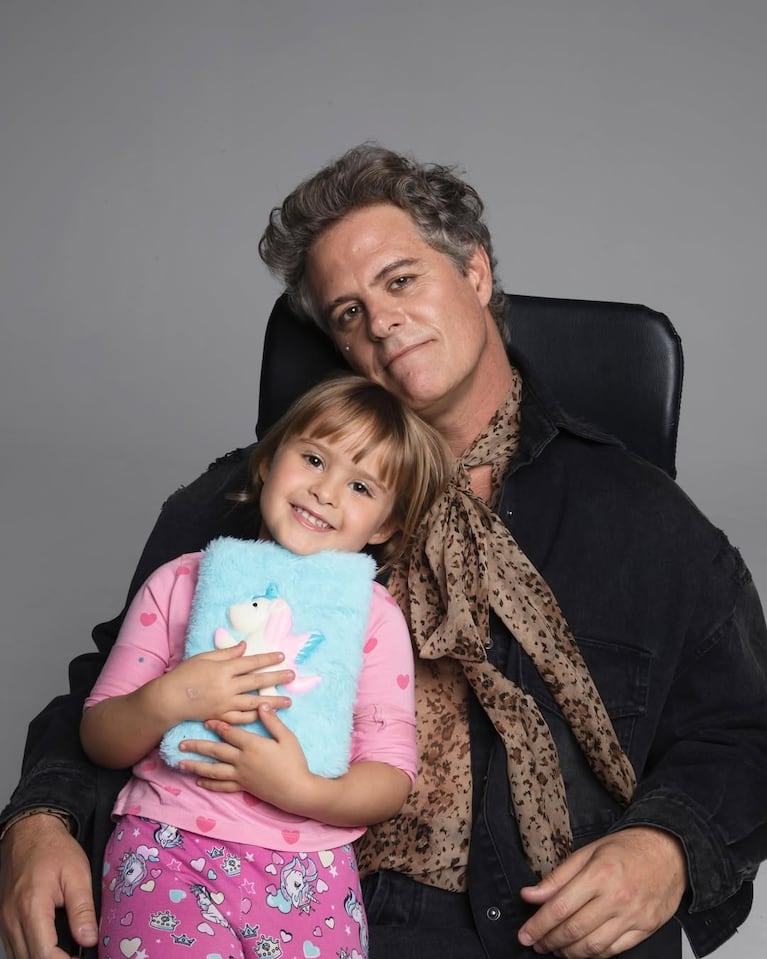 Mike Amigorena y su hija Miel. Foto: Instagram @mik3amigorena_