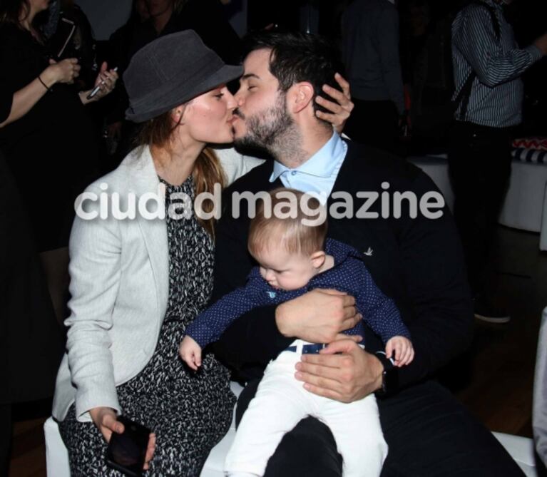 ¡Mimos y juegos! Cumbre de papis famosos junto a sus hijos en la noche porteña