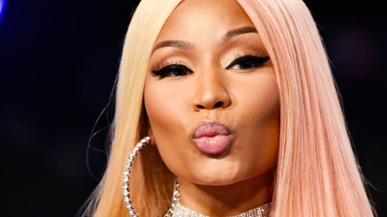 Minaj mostró la primera foto de su bebé pero no contó cómo se llama.