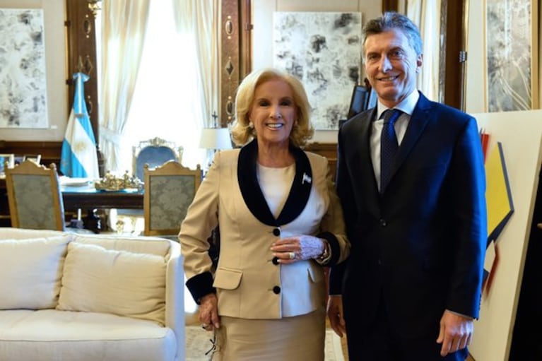Mirtha Legrand con Mauricio Macri en la Casa Rosada (Foto: Captura)