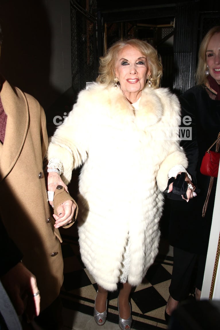 Mirtha Legrand en el festejo de Claudio Cosano por los 30 años de su atelier (Foto: Movilpress). 