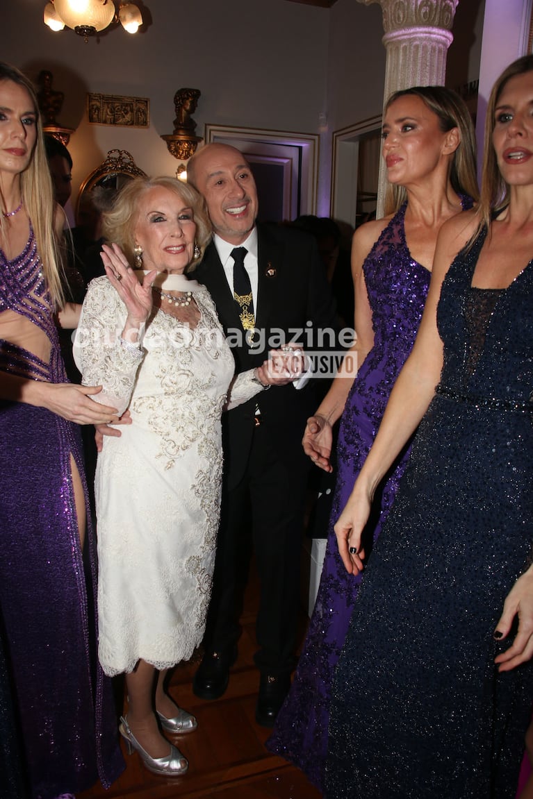 Mirtha Legrand en el festejo de Claudio Cosano por los 30 años de su atelier (Foto: Movilpress). 
