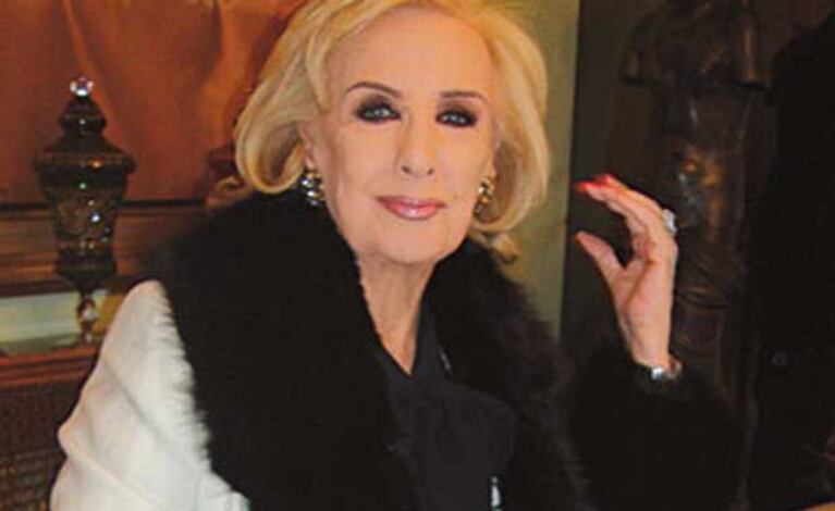 Mirtha Legrand posó para Gabriel Machado en las fotos de la revista Para Ti.