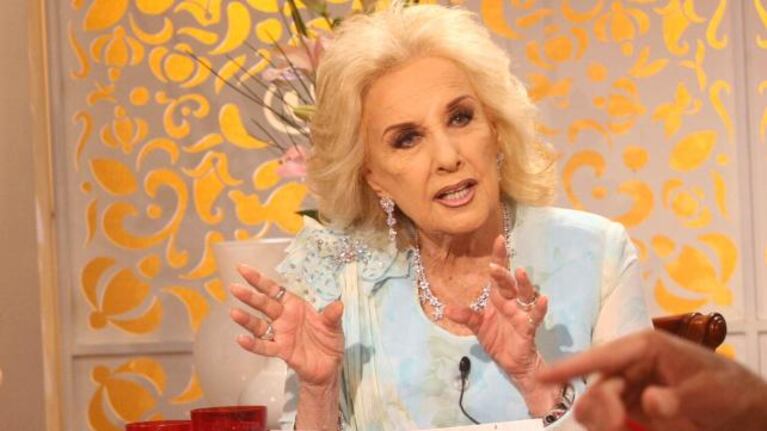 Mirtha Legrand prepara las valijas y pide: "No me hagan más daño"