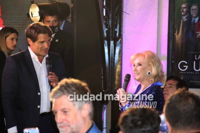 Mirtha Legrand reapareció en un glamoroso desfile de La Jaula de la Moda y anunció: "Voy a hacer un programa para despedir el año"