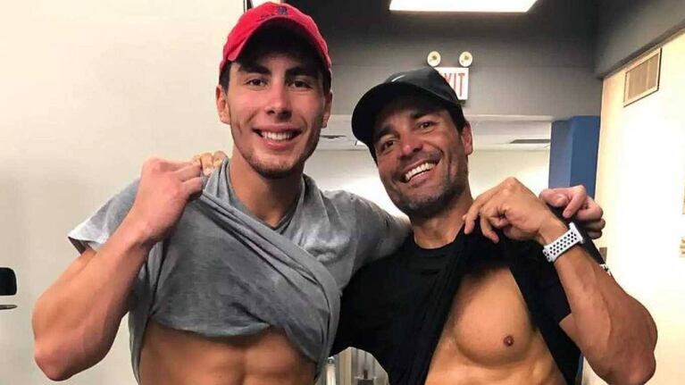 MODA. El hijo de Chayanne, fanático de la indumentaria.