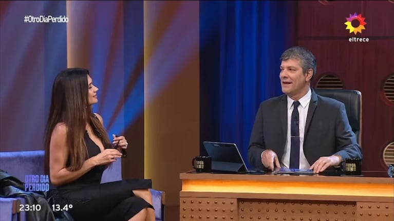Momi Giardina en el estudio de Otro día perdido junto a Mario Pergolini.   