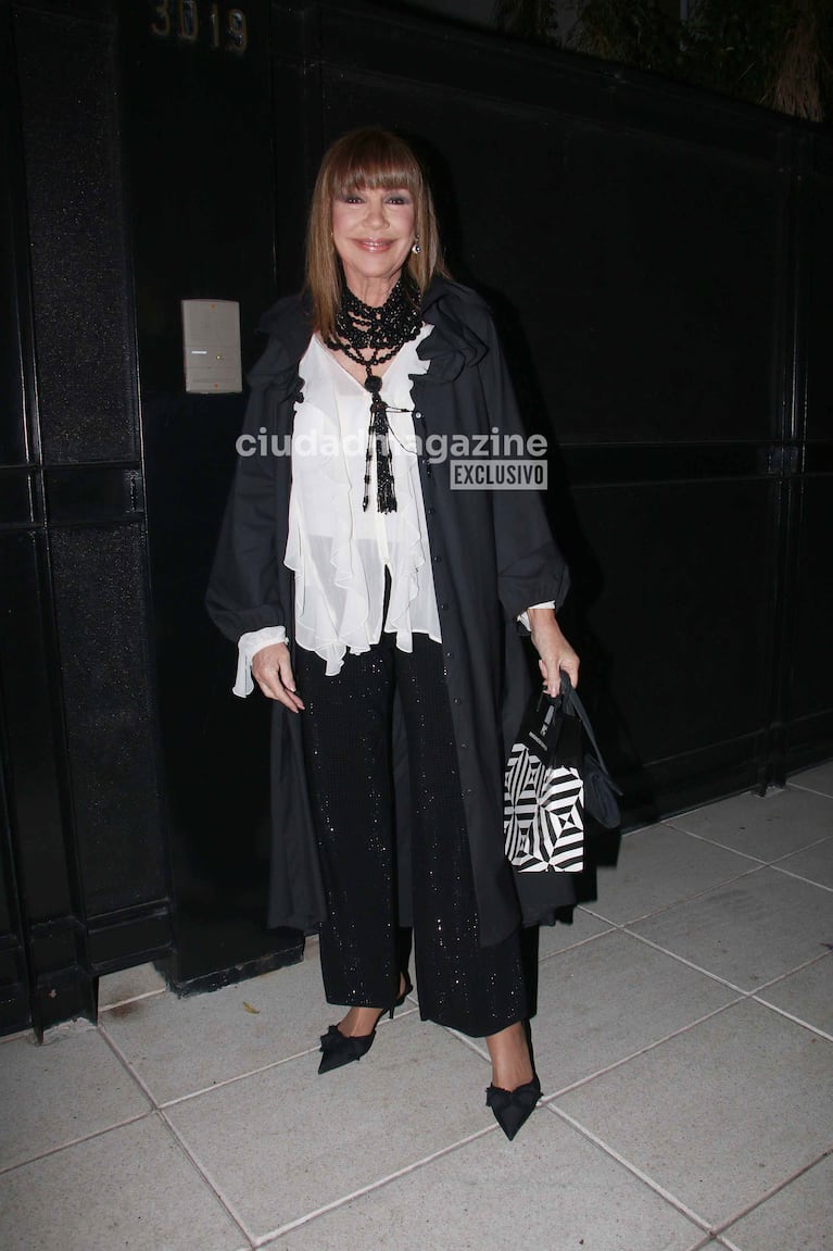 Mora Furtado en el cumpleaños de Marcela Tinayre (Foto: Movilpress).