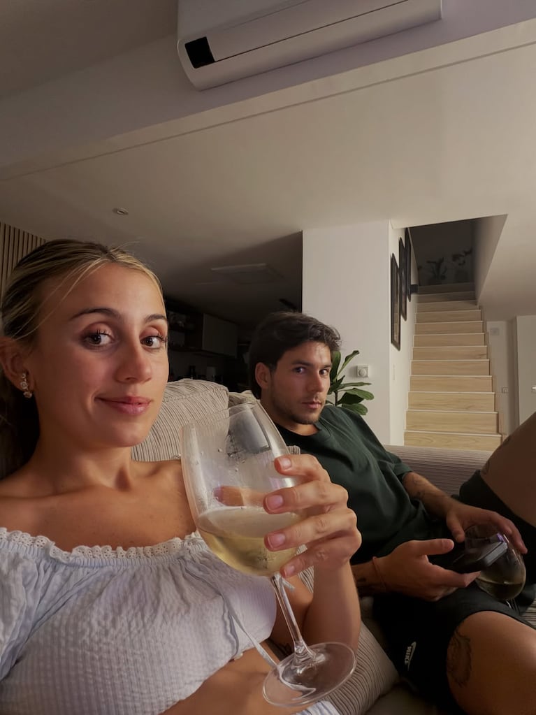 Morena Beltrán y Lucas Blondel, muy enamorados (Foto: Instagram @morenabeltran10)