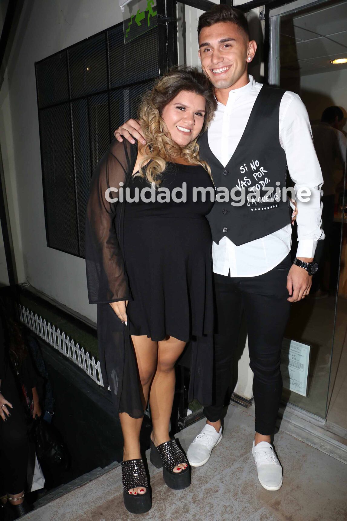 Morena Rial, feliz en la presentación de su canción "Hello baby" (Fotos: Movilpress). 