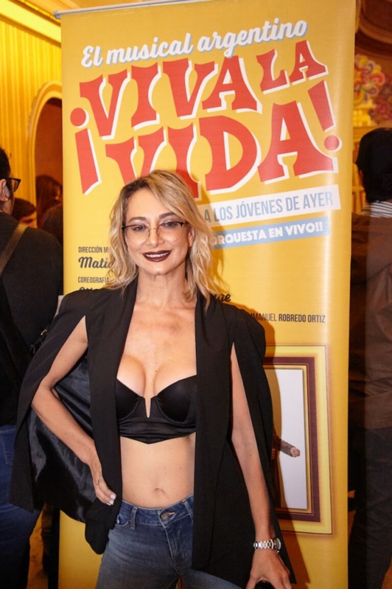 Moria Casán, Mariano Martínez y una lluvia de famosos en el estreno de Viva la Vida