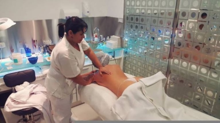 Moria Casán mostró su cola en tanga y revolucionó Instagram