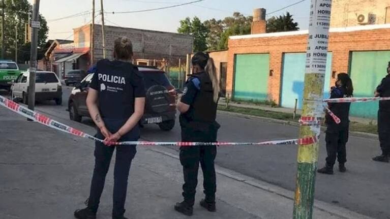 Motín en una comisaría de Florencio Varela: tomaron a un policía como rehén