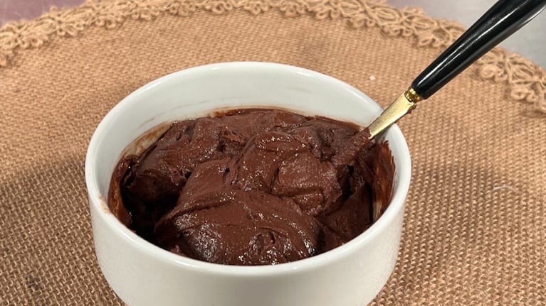 Mousse de chocolate con sal marina, una receta ideal para las Fiestas. Foto: Cucinare TV