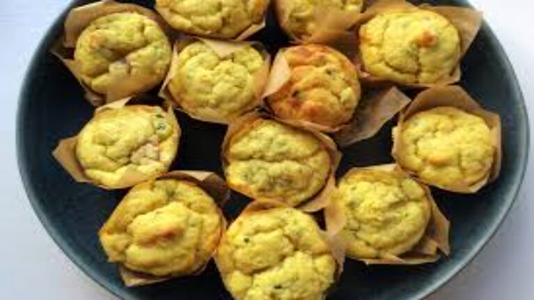 Muffins de queso y jamón crudo: la receta ideal para una picada de fin de semana