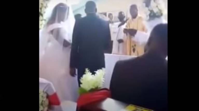 Mujer interrumpe boda y anuncia que es la esposa del novio